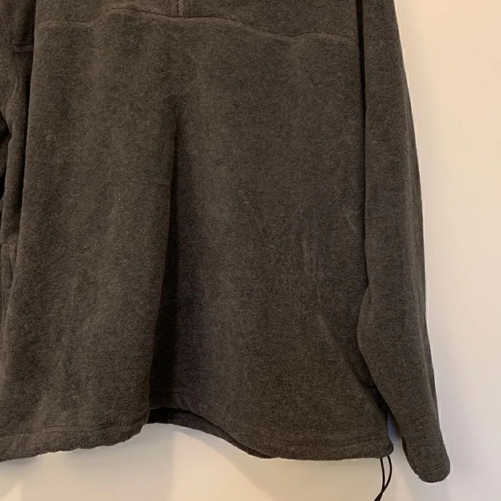 Fleece Pull-over - Picture 2 of 9
